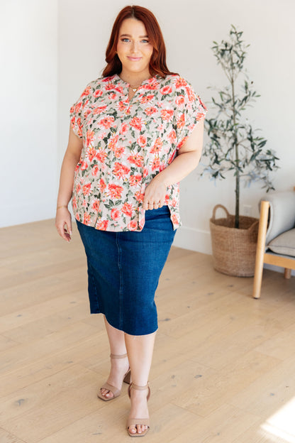 Lizzy Cap Sleeve Top in Coral and Beige Floral