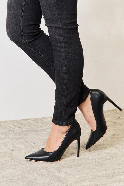 Melody 4" Closed, Pointed Toe Heels in Black