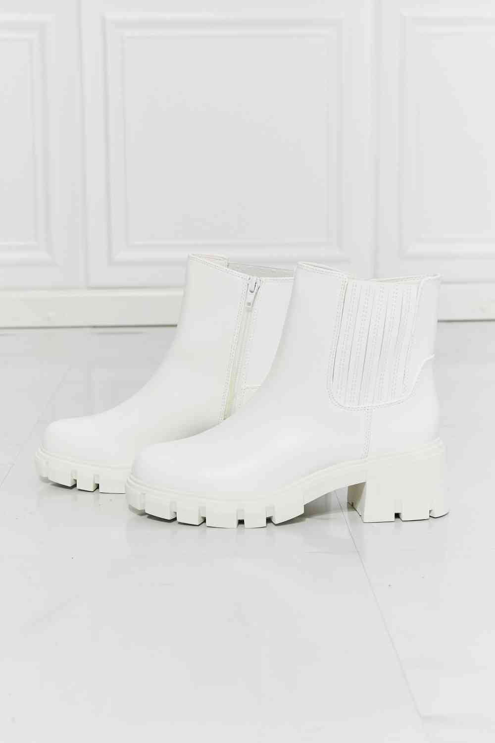 Lug Sole Chelsea Boots in White